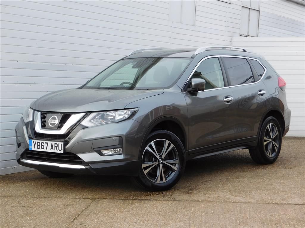 View our NISSAN X-TRAIL