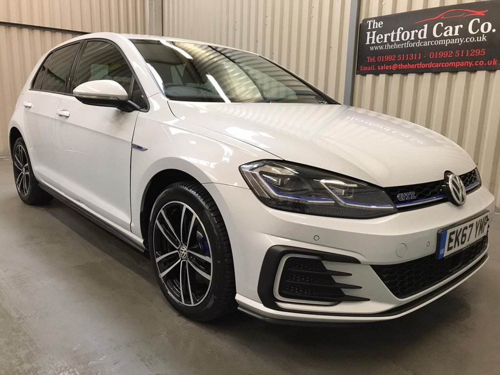 View our VOLKSWAGEN GOLF