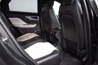 USED 2016 66 JAGUAR F-PACE 2.0 R-SPORT 5d 178 BHP Click&Collect / Home Delivery