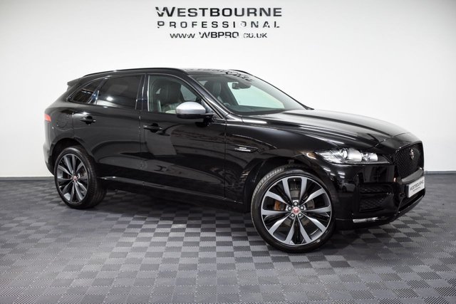 2016 66 Jaguar F-Pace 2.0 R-SPORT 5d 178 BHP