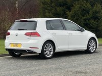 USED 2017 17 VOLKSWAGEN GOLF 1.6 GT TDI BLUEMOTION TECHNOLOGY 5d 114 BHP Sat Nav Adaptive Cruise