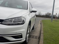 USED 2017 17 VOLKSWAGEN GOLF 1.6 GT TDI BLUEMOTION TECHNOLOGY 5d 114 BHP Sat Nav Adaptive Cruise
