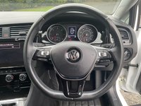 USED 2017 17 VOLKSWAGEN GOLF 1.6 GT TDI BLUEMOTION TECHNOLOGY 5d 114 BHP Sat Nav Adaptive Cruise