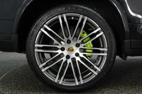 USED 2016 66 PORSCHE CAYENNE 3.0 S E-HYBRID PLATINUM EDITION TIPTRONIC S 5DR 1 OWNER AUTO 329 BHP FULL SERVICE HISTORY + FREE 12 MONTHS ROAD TAX + HEATED HALF LEATHER SEATS + SATELLITE NAVIGATION + PARKING SENSOR + BLUETOOTH + CRUISE CONTROL + CLIMATE CONTROL + MULTI FUNCTION WHEEL + XENON HEADLIGHTS + PRIVACY GLASS + AUX/USB PORTS + ELECTRIC WINDOWS + ELECTRIC DOOR MIRRORS + ALLOY WHEELS