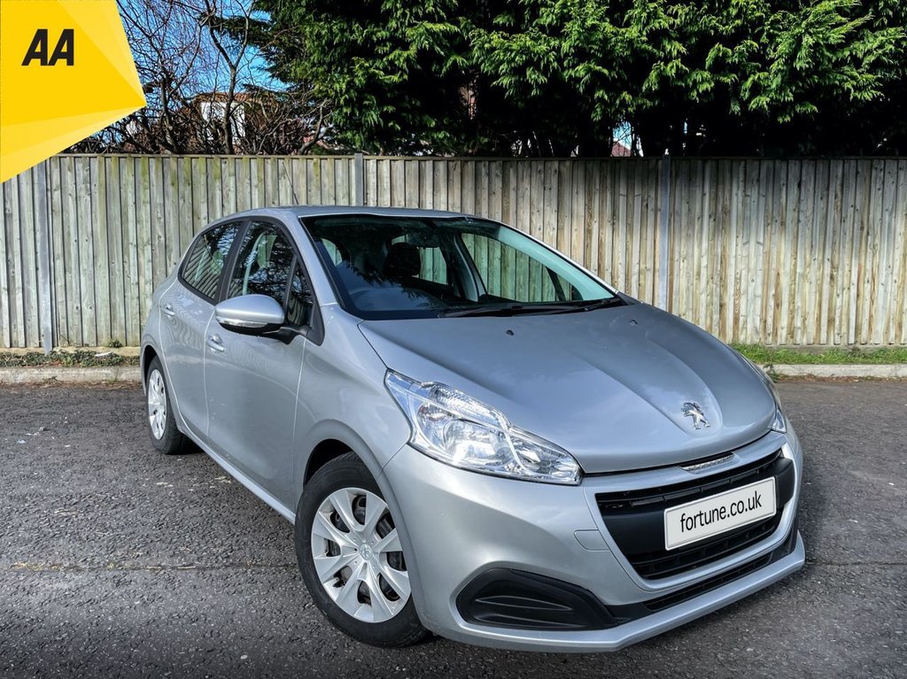 View our PEUGEOT 208