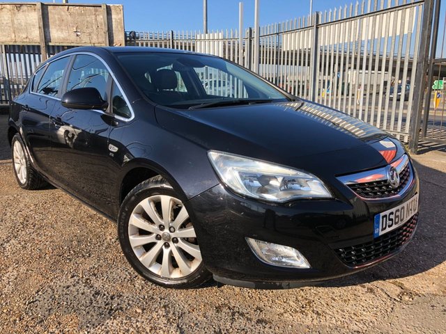 2010 60 Vauxhall Astra 1.6 SE 5d 113 BHP