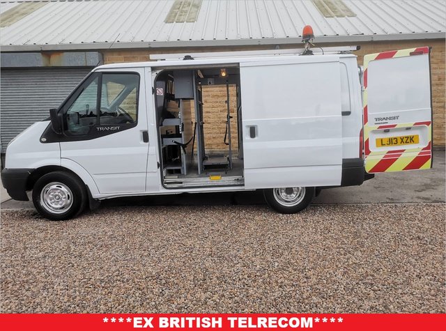 ford dealership used vans