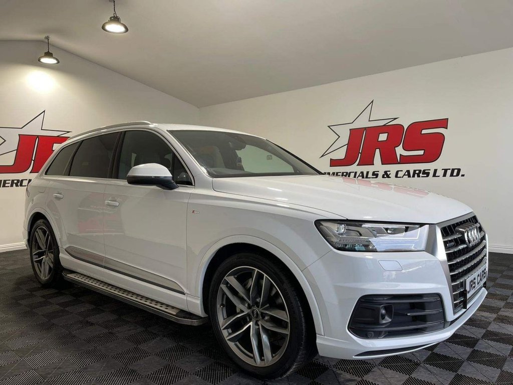 View our AUDI Q7