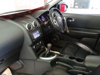 USED 2011 11 NISSAN QASHQAI 1.5 TEKNA DCI  5d 110 BHP 12 service stamps