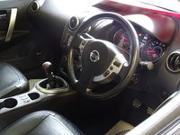 USED 2011 11 NISSAN QASHQAI 1.5 TEKNA DCI  5d 110 BHP 12 service stamps