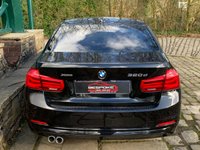 USED 2018 68 BMW 3 SERIES 2.0 320D XDRIVE SE 4d 188 BHP STUNNING BMW 320d SE X-DRIVE. 2.0 DIESEL AUTOMATIC/STEP GEARBOX, with 'SATELLITE-NAVIGATION' 1 OWNER CAR HAVING COVERED ONLY 32,535 MILES FROM BRAND NEW, FINISHED IN SAPPHIRE BLACK METALLIC WITH GREY SPORTS INTERIOR. HUGE SPECIFICATION (SEE LIST) AND HUGE SAVING ON NEW.