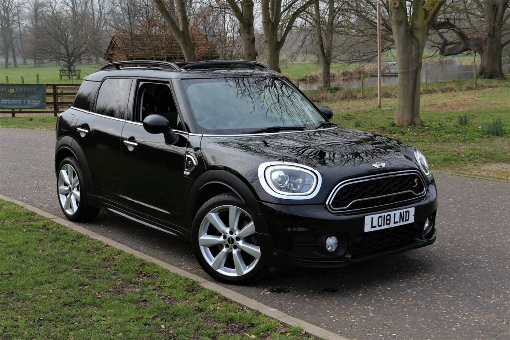 View our MINI COUNTRYMAN