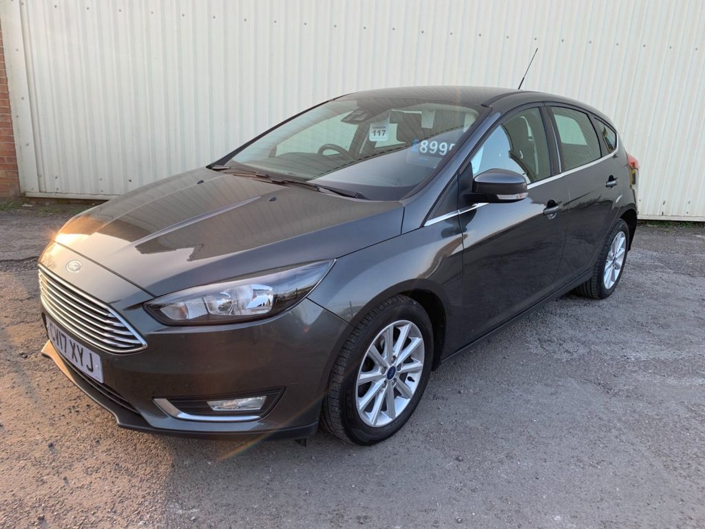 View our FORD FOCUS