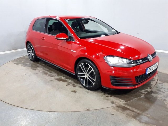 View our VOLKSWAGEN GOLF
