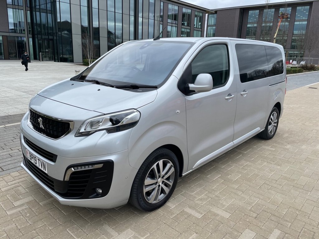 View our PEUGEOT TRAVELLER
