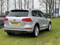 USED 2013 13 VOLKSWAGEN TOUAREG 3.0 V6 ALTITUDE TDI BLUEMOTION TECHNOLOGY 5d 242 BHP BLUETOOTH + AUDIO CONNECTIVITY + CRUISE CONTROL + SAT NAVIGATION + DAB RADIO ++
