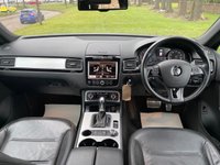 USED 2013 13 VOLKSWAGEN TOUAREG 3.0 V6 ALTITUDE TDI BLUEMOTION TECHNOLOGY 5d 242 BHP BLUETOOTH + AUDIO CONNECTIVITY + CRUISE CONTROL + SAT NAVIGATION + DAB RADIO ++