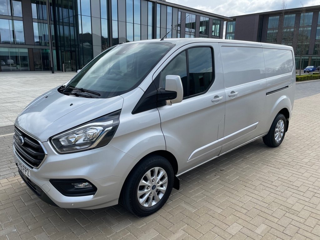 View our FORD TRANSIT CUSTOM