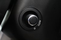 USED 2017 67 LAND ROVER DISCOVERY 3.0 TD6 HSE 5DR AUTO 255 BHP FULL LAND ROVER SERVICE HISTORY + HEATED/COOLED LEATHER SEATS + 7 SEATS + PANORAMIC ROOF + SATELLITE NAVIGATION + REVERSING CAMERA + PARKING SENSOR + HEATED REAR SEATS + LANE ASSIST SYSTEM + BLIND SPOT MONITOR + BLUETOOTH + CRUISE CONTROL + CLIMATE CONTROL + MULTI FUNCTION WHEEL + ELECTRIC/MEMORY FRONT SEATS + ELECTRIC 3RD ROW SEATS + PRIVACY GLASS + DAB RADIO + MERIDIAN PREMIUM SPEAKERS + ELECTRIC WINDOWS + ELECTRIC/HEATED/FOLDING DOOR MIRRORS + 21 INCH ALLOY WHEELS