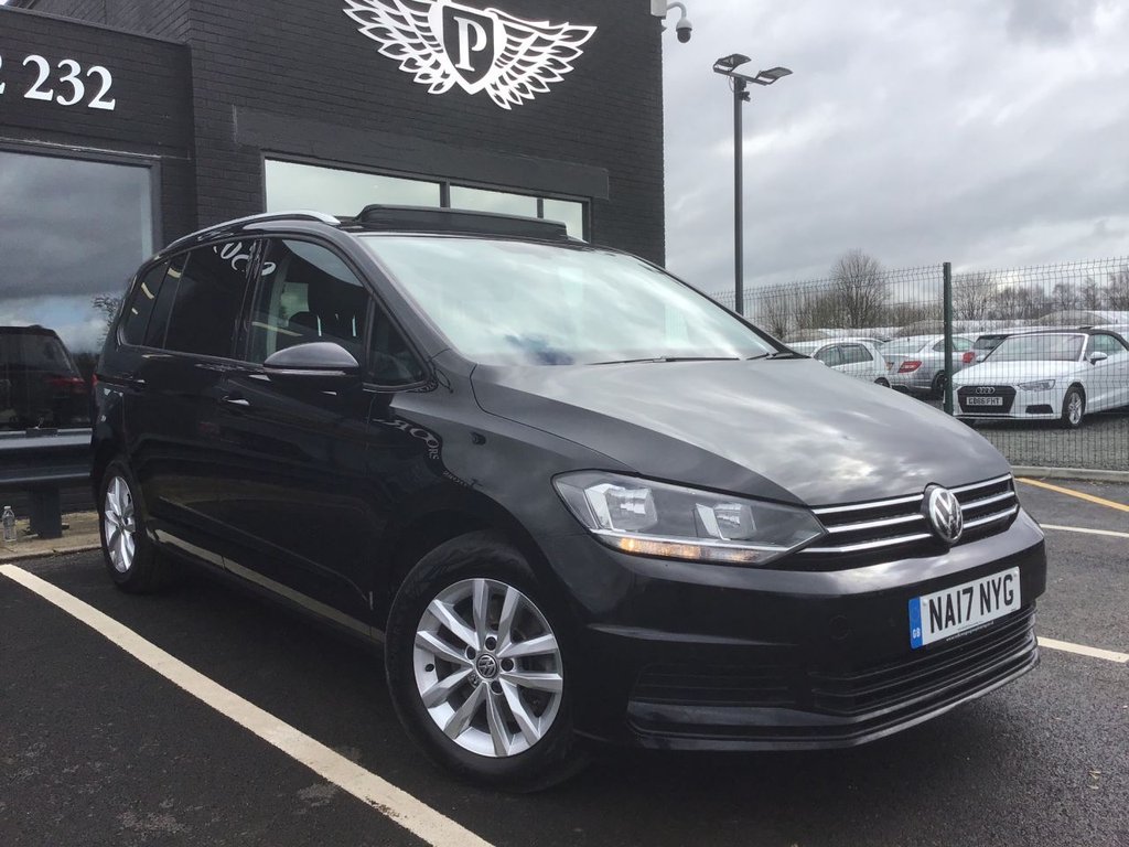 View our VOLKSWAGEN TOURAN