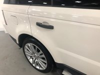 USED 2010 K LAND ROVER RANGE ROVER SPORT 3.0 TDV6 HSE 5d 245 BHP * CLIMATE * 20 INCH ALLOYS * 2 KEYS * MOT AUG * PRIVACY GLASS * 8 SERVICES *