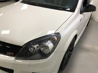 USED 2010 60 VAUXHALL ASTRA 2.0 VXR ARCTIC EDITION 3d 236 BHP * 19 INCH ALLOYS * AIR CON * MOT OCT 2021 * 2 KEYS * HEATED LEATHER  FRONT SEATS *
