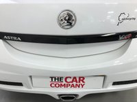 USED 2010 60 VAUXHALL ASTRA 2.0 VXR ARCTIC EDITION 3d 236 BHP * 19 INCH ALLOYS * AIR CON * MOT OCT 2021 * 2 KEYS * HEATED LEATHER  FRONT SEATS *