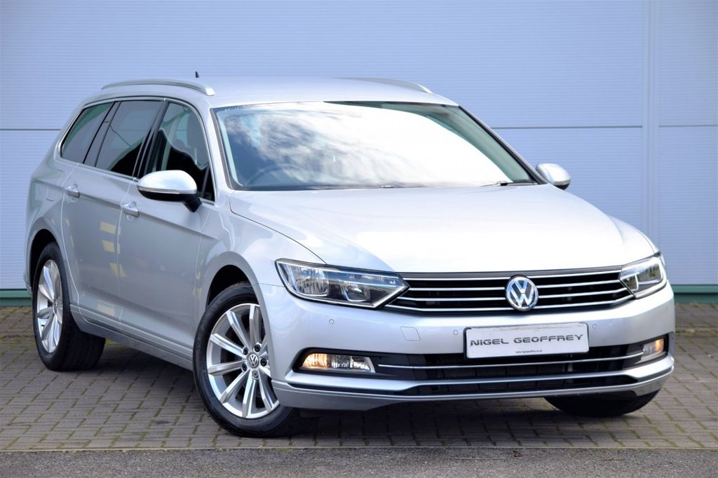 View our VOLKSWAGEN PASSAT
