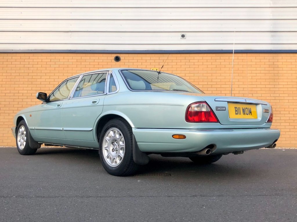 USED 1999 B JAGUAR XJ SOVEREIGN  // 4.0 V8 // SWB 4d // 290 BHP // Px swap 