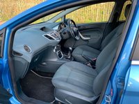 USED 2009 59 FORD FIESTA 1.4 ZETEC 16V 5d 96 BHP 