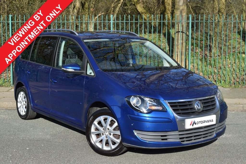 View our VOLKSWAGEN TOURAN