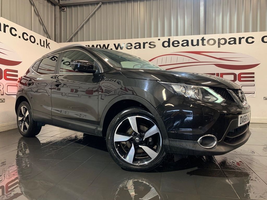 View our NISSAN QASHQAI