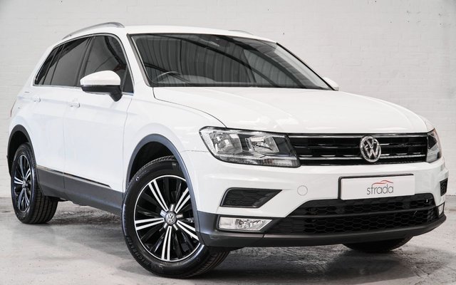 2016 66 Volkswagen Tiguan 2.0 SE NAV TDI BMT 4MOTION DSG 5d 148 BHP