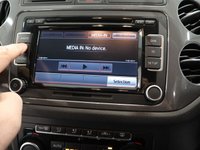 USED 2013 13 VOLKSWAGEN TIGUAN 1.4 SE TSI BLUEMOTION TECHNOLOGY 5d 158 BHP TALL RIDING CROSSOVER COMBINES THE USABILITY OF THE GOLF.