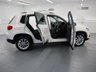 USED 2013 13 VOLKSWAGEN TIGUAN 1.4 SE TSI BLUEMOTION TECHNOLOGY 5d 158 BHP TALL RIDING CROSSOVER COMBINES THE USABILITY OF THE GOLF.