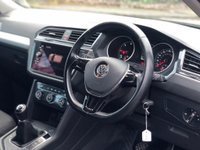 USED 2017 67 VOLKSWAGEN TIGUAN 2.0 S TDI BLUEMOTION TECHNOLOGY 5d 114 BHP 