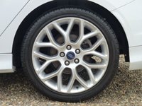 USED 2013 13 FORD FOCUS 1.0 ZETEC S S/S 5d 124 BHP www.suffolkcarcentre.co.uk - Located at Reydon