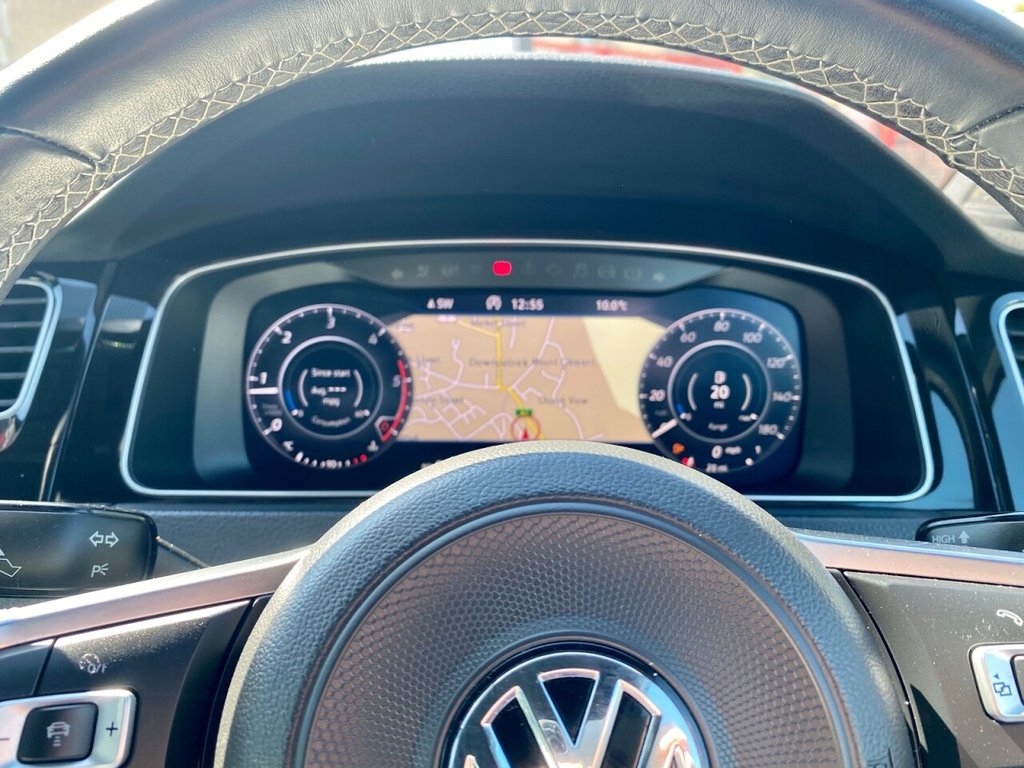 USED 2017 17 VOLKSWAGEN GOLF 2.0 GTD TDI 5d 182 BHP VIRTUAL DASH