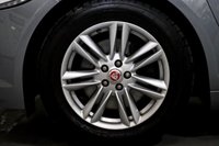 USED 2014 64 JAGUAR XF 2.2 D LUXURY 4d 163 BHP 