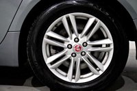 USED 2014 64 JAGUAR XF 2.2 D LUXURY 4d 163 BHP 