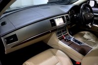 USED 2014 64 JAGUAR XF 2.2 D LUXURY 4d 163 BHP 
