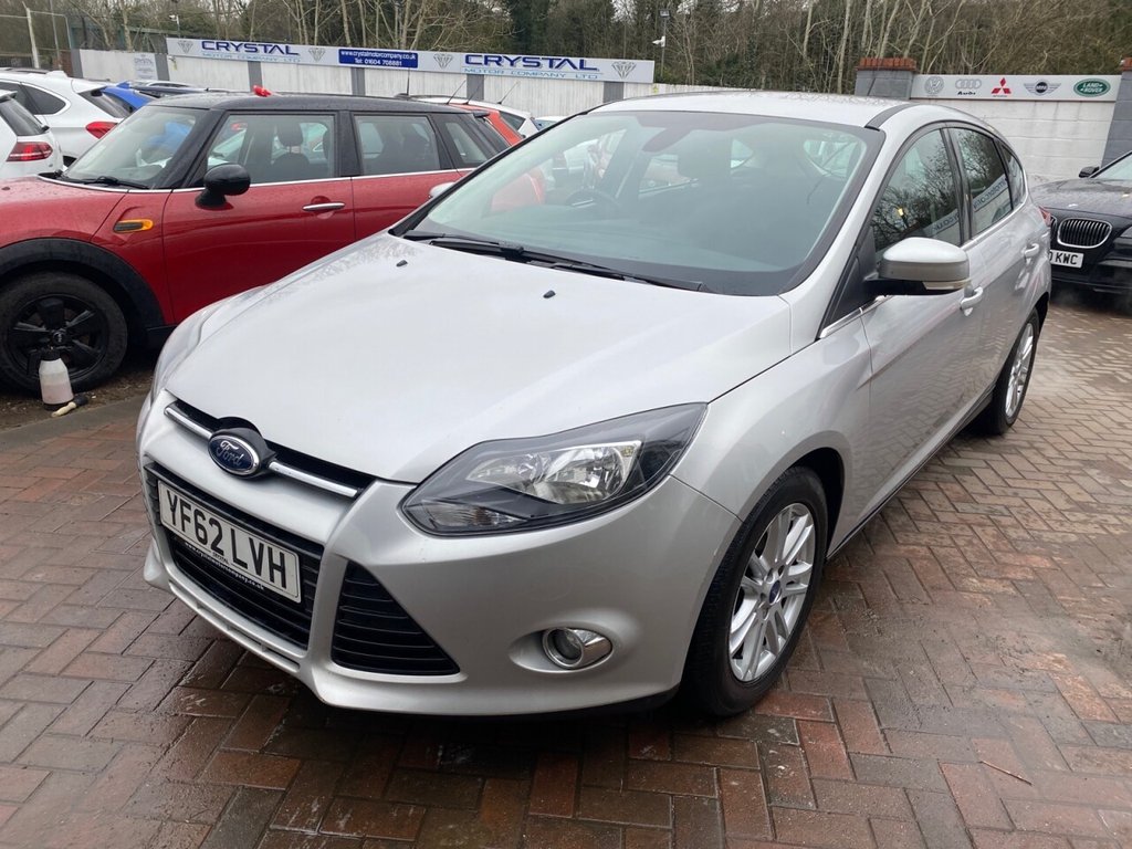 View our FORD FOCUS