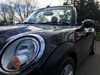 USED 2011 61 MINI CONVERTIBLE 1.6 COOPER 2d 122 BHP Great Value Low Mileage Mini Convertible With Full Service History !!