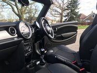 USED 2011 61 MINI CONVERTIBLE 1.6 COOPER 2d 122 BHP Great Value Low Mileage Mini Convertible With Full Service History !!