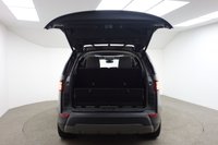 USED 2017 17 LAND ROVER DISCOVERY 3.0 TD6 FIRST EDITION 5d AUTO 255 BHP REAR SEAT ENTERTAINMENT + SAT NAV