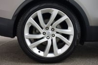 USED 2017 17 LAND ROVER DISCOVERY 3.0 TD6 FIRST EDITION 5d AUTO 255 BHP REAR SEAT ENTERTAINMENT + SAT NAV