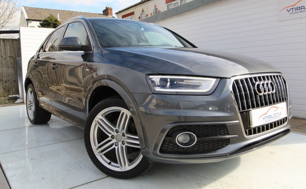 View our AUDI Q3