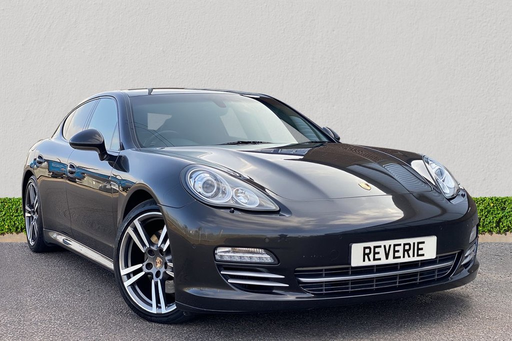 View our PORSCHE PANAMERA