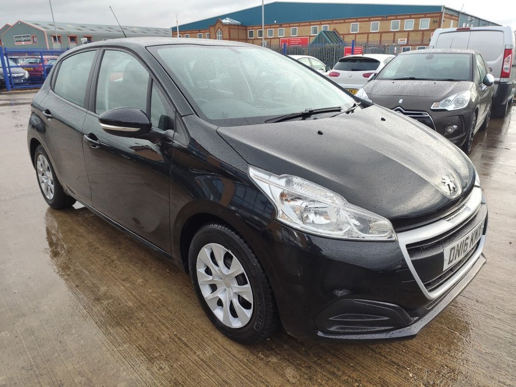 View our PEUGEOT 208
