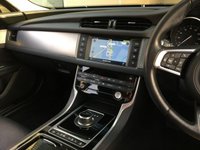 USED 2018 67 JAGUAR XF 2.0 D PRESTIGE 4d 177 BHP 